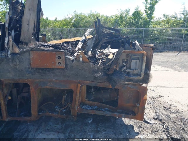 Продажа на аукционе авто 2019 Freightliner Chassis Xc, vin: 4UZACGFE1KCKZ1676, номер лота: 45704341