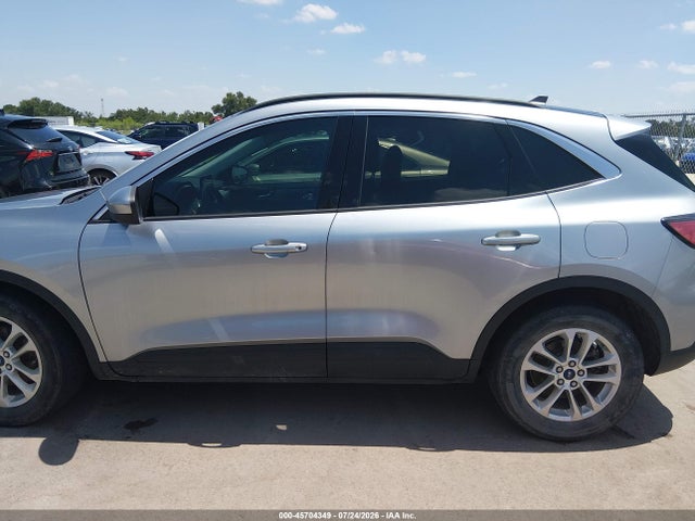 45704349 :رقم المزاد ، 1FMCU0BZ6MUB05343 vin ، 2021 Ford Escape Se Hybrid مزاد بيع