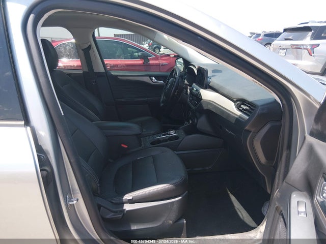 45704349 :رقم المزاد ، 1FMCU0BZ6MUB05343 vin ، 2021 Ford Escape Se Hybrid مزاد بيع