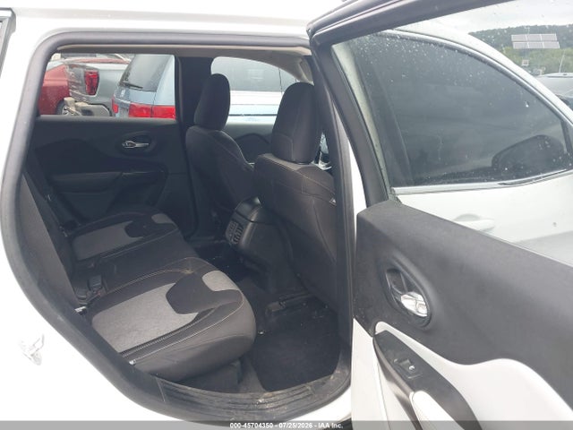 Продажа на аукционе авто 2014 Jeep Cherokee Latitude, vin: 1C4PJMCS6EW286506, номер лота: 45704350