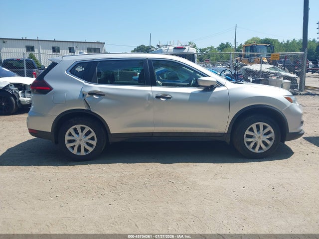 2018 Nissan Rogue S მანქანა იყიდება აუქციონზე, vin: 5N1AT2MV4JC775328, აუქციონის ნომერი: 45704361