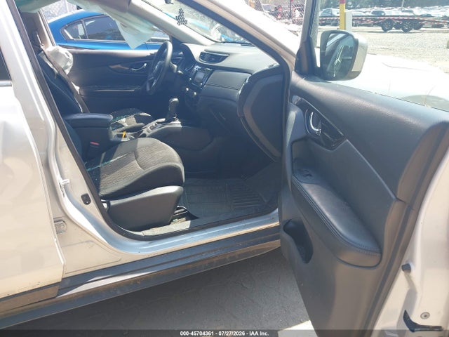 2018 Nissan Rogue S მანქანა იყიდება აუქციონზე, vin: 5N1AT2MV4JC775328, აუქციონის ნომერი: 45704361