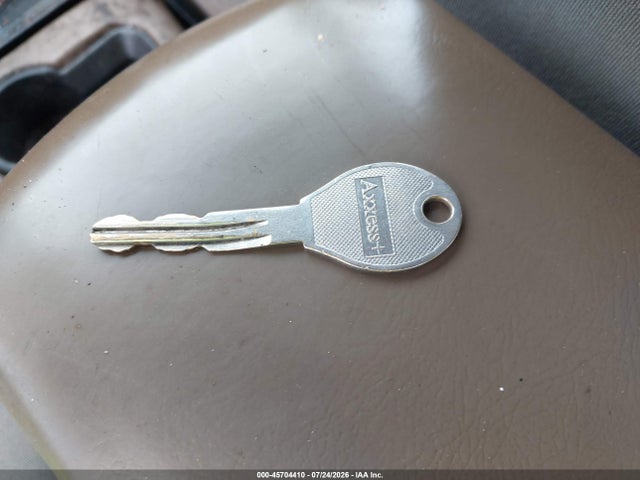 Продажа на аукционе авто 2002 Nissan Frontier Xe, vin: 1N6DD26S32C377527, номер лота: 45704410