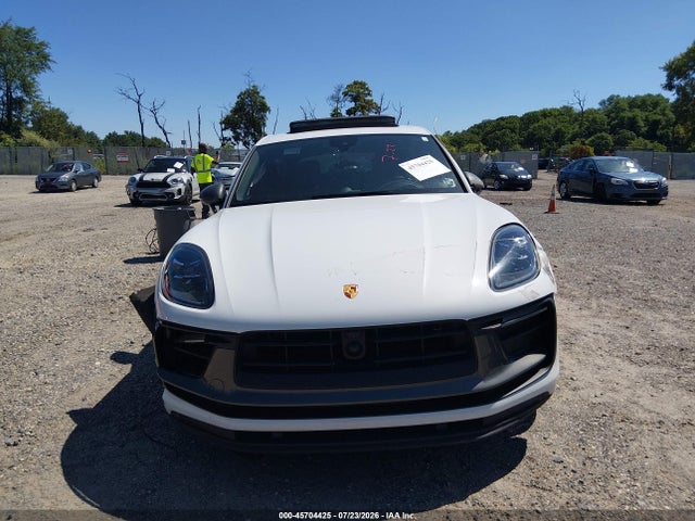 Porsche Macan T 2024 WP1AA2A54RLB08221 Image 12