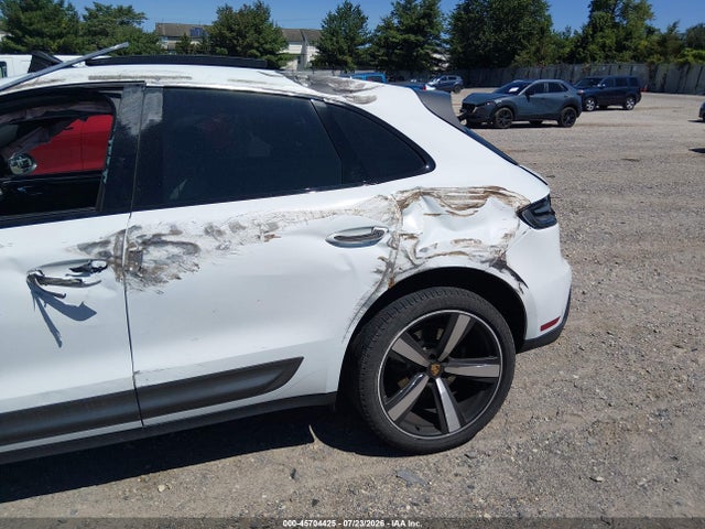 Porsche Macan T 2024 WP1AA2A54RLB08221 Image 19