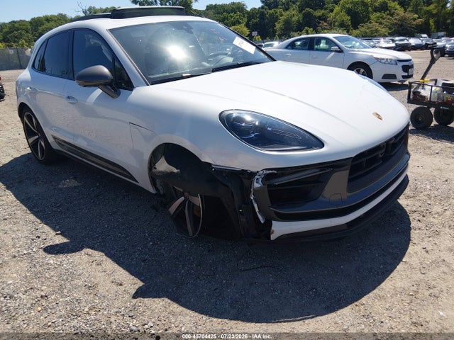 Porsche Macan T 2024 WP1AA2A54RLB08221 Image 6