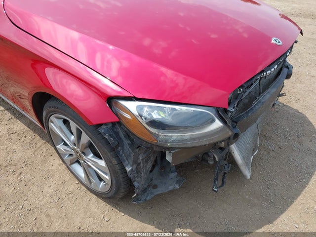 45704433 :رقم المزاد ، 55SWF4JB9JU250158 vin ، 2018 Mercedes-benz C 300 مزاد بيع