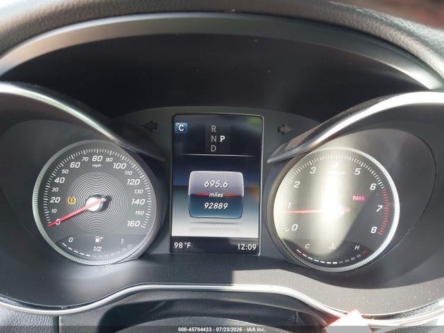 45704433 :رقم المزاد ، 55SWF4JB9JU250158 vin ، 2018 Mercedes-benz C 300 مزاد بيع