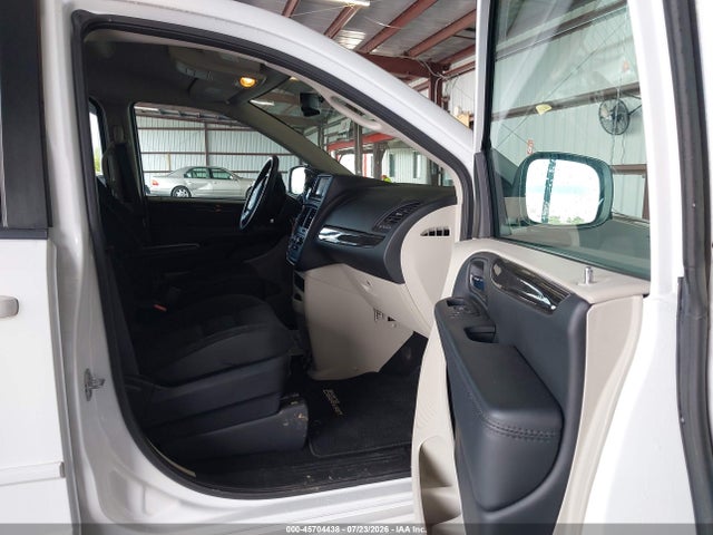 2017 Dodge Grand Caravan Se მანქანა იყიდება აუქციონზე, vin: 2C4RDGBG5HR741910, აუქციონის ნომერი: 45704438