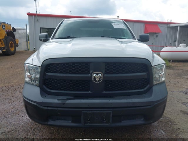 Продаж на аукціоні авто 2018 Ram 1500 Tradesman  4x2 5'7 Box, vin: 1C6RR6KG2JS285338, номер лоту: 45704459