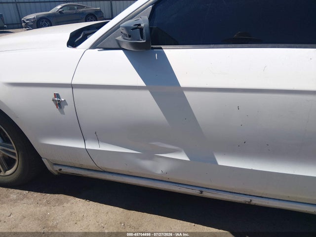 Ford Mustang V6 2014 1ZVBP8EM0E5210653 Image 17