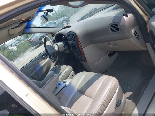 45704505 :رقم المزاد ، 2C8GP64L61R139797 vin ، 2001 Chrysler Town & Country Limited مزاد بيع