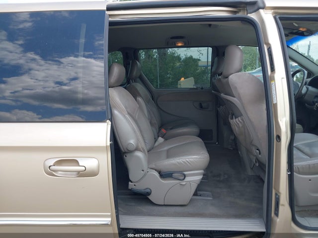 45704505 :رقم المزاد ، 2C8GP64L61R139797 vin ، 2001 Chrysler Town & Country Limited مزاد بيع