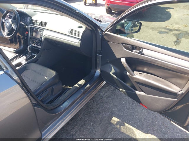 Продаж на аукціоні авто 2013 Volkswagen Passat 2.5l Se, vin: 1VWBP7A3XDC076770, номер лоту: 45704512