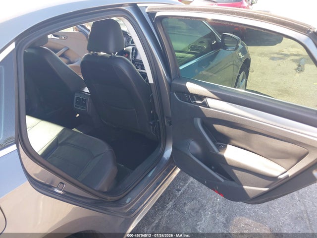 Продаж на аукціоні авто 2013 Volkswagen Passat 2.5l Se, vin: 1VWBP7A3XDC076770, номер лоту: 45704512