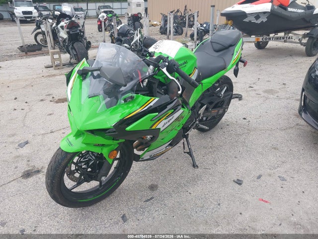 45704539 :رقم المزاد ، ML5EXGH15SDA60520 vin ، 2025 Kawasaki Ex500 H مزاد بيع