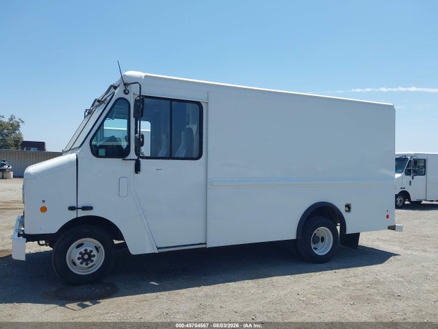 1FC3E3K69JDC36755 Ford E-350 Stripped