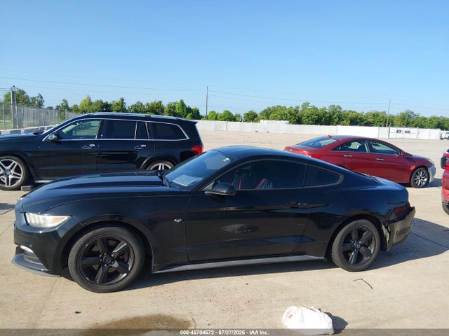 1FA6P8AM8G5266939 Ford Mustang V6
