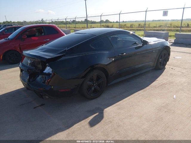 1FA6P8AM8G5266939 Ford Mustang V6