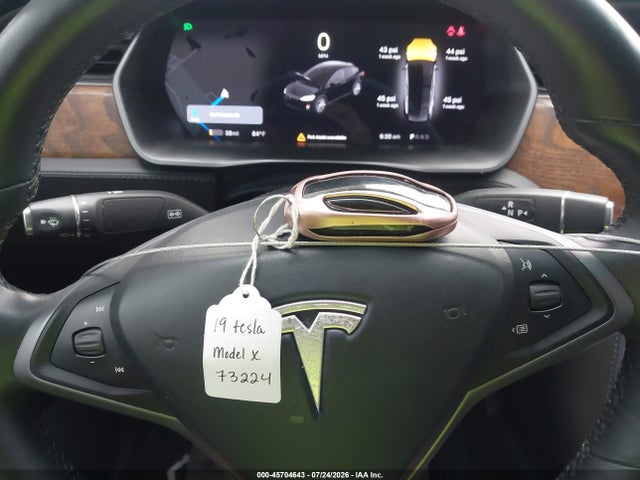 45704643 :رقم المزاد ، 5YJXCDE28KF183661 vin ، 2019 Tesla Model X 100d/75d/long Range/standard Range مزاد بيع