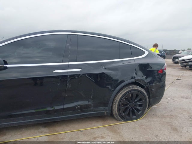 45704643 :رقم المزاد ، 5YJXCDE28KF183661 vin ، 2019 Tesla Model X 100d/75d/long Range/standard Range مزاد بيع