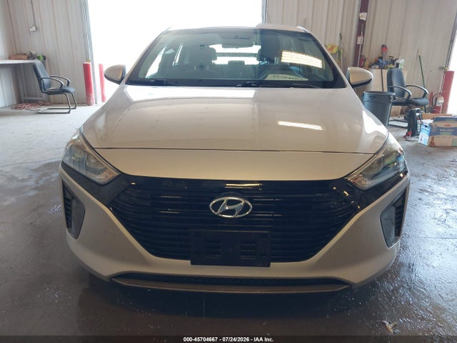 45704667 :رقم المزاد ، KMHC65LC0JU075527 vin ، 2018 Hyundai Ioniq Hybrid Blue مزاد بيع