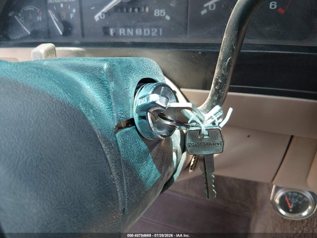 45704669 :رقم المزاد ، 1FMDU34X1NUC11766 vin ، 1992 Ford Explorer مزاد بيع