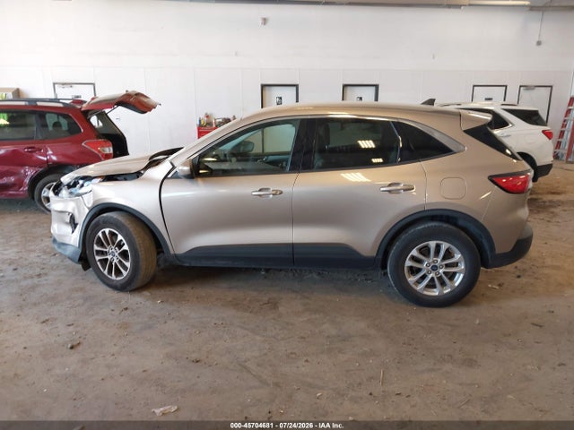 Auction sale of the 2021 Ford Escape Se, vin: 1FMCU9G6XMUA22548, lot number: 45704681