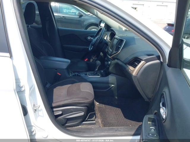 Продаж на аукціоні авто 2015 Jeep Cherokee Latitude, vin: 1C4PJMCB8FW635599, номер лоту: 45704757