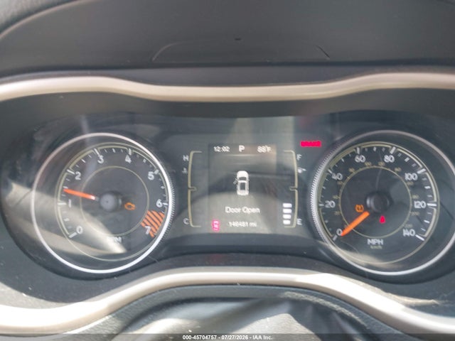 Продаж на аукціоні авто 2015 Jeep Cherokee Latitude, vin: 1C4PJMCB8FW635599, номер лоту: 45704757