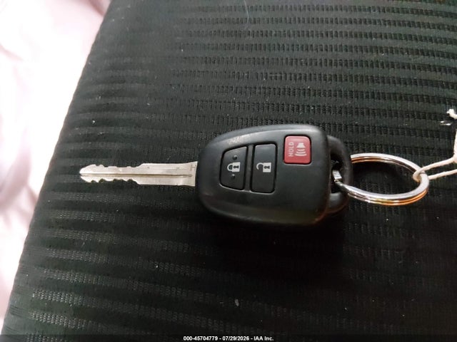 2014 Toyota Rav4 Xle მანქანა იყიდება აუქციონზე, vin: 2T3RFREV8EW192379, აუქციონის ნომერი: 45704779