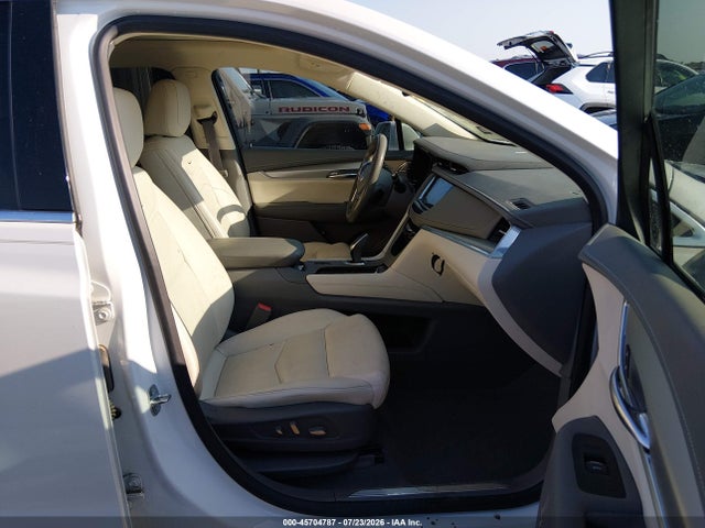 45704787 :رقم المزاد ، 1GYKNERS3JZ240209 vin ، 2018 Cadillac Xt5 Premium Luxury مزاد بيع