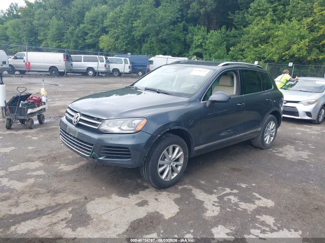 Продаж на аукціоні авто 2014 Volkswagen Touareg 3.6l Sport, vin: WVGEF9BP0ED001762, номер лоту: 45704797