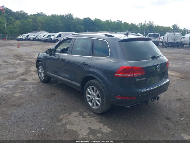 Продаж на аукціоні авто 2014 Volkswagen Touareg 3.6l Sport, vin: WVGEF9BP0ED001762, номер лоту: 45704797