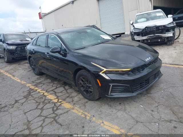 45704868 :رقم المزاد ، KNAG24J74T5461573 vin ، 2026 Kia K5 Lxs Fwd مزاد بيع