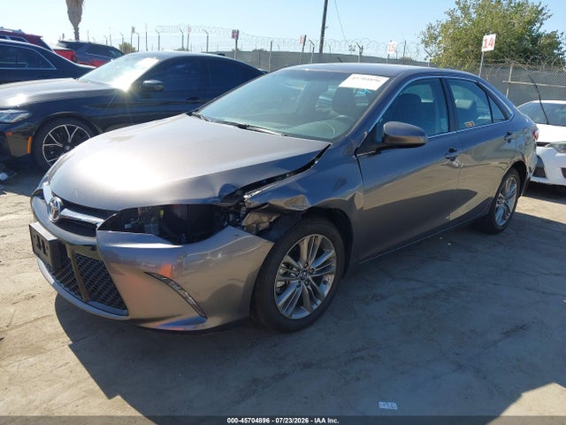 Toyota CAMRY SE 2017 4T1BF1FK3HU697833 Image 2