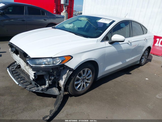 Ford FUSION S 2016 3FA6P0G78GR194477 Image 2