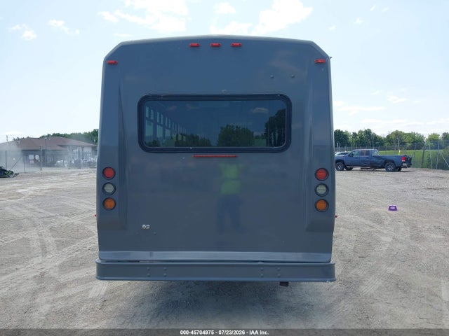 45704975 :رقم المزاد ، 1FDAF5GY1CEB45210 vin ، 2012 Ford F-550 Chassis Xl مزاد بيع