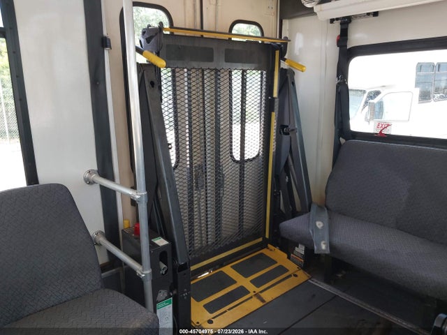 45704975 :رقم المزاد ، 1FDAF5GY1CEB45210 vin ، 2012 Ford F-550 Chassis Xl مزاد بيع