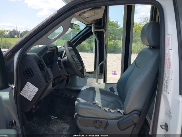 45704975 :رقم المزاد ، 1FDAF5GY1CEB45210 vin ، 2012 Ford F-550 Chassis Xl مزاد بيع