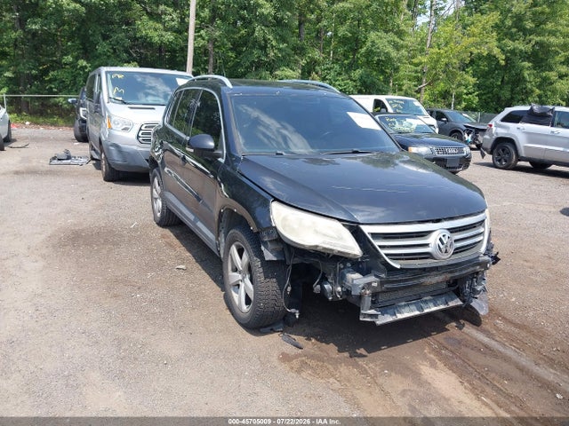 2010 Volkswagen Tiguan Wolfsburg Edition მანქანა იყიდება აუქციონზე, vin: WVGBV7AX9AW515023, აუქციონის ნომერი: 45705009