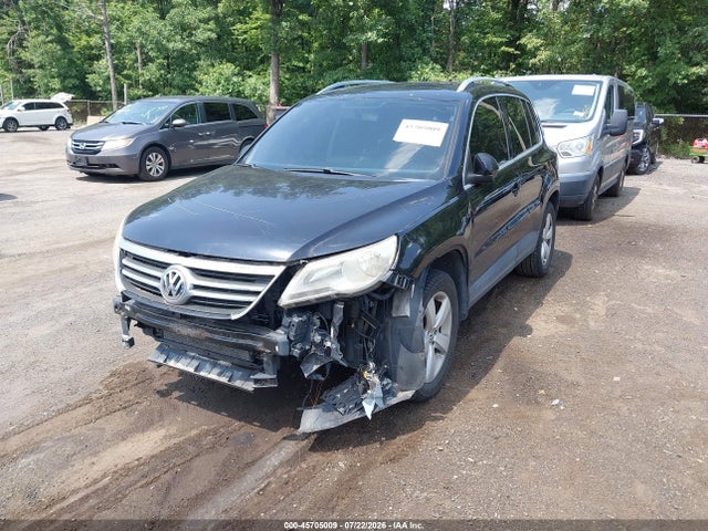 2010 Volkswagen Tiguan Wolfsburg Edition მანქანა იყიდება აუქციონზე, vin: WVGBV7AX9AW515023, აუქციონის ნომერი: 45705009