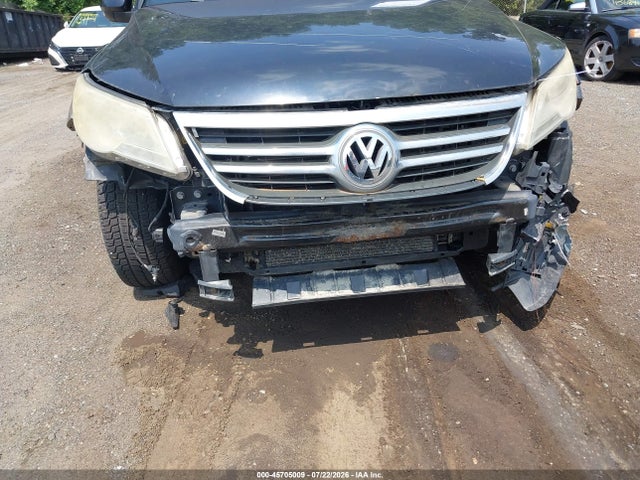 2010 Volkswagen Tiguan Wolfsburg Edition მანქანა იყიდება აუქციონზე, vin: WVGBV7AX9AW515023, აუქციონის ნომერი: 45705009