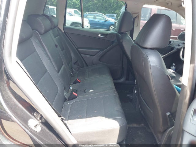 2010 Volkswagen Tiguan Wolfsburg Edition მანქანა იყიდება აუქციონზე, vin: WVGBV7AX9AW515023, აუქციონის ნომერი: 45705009