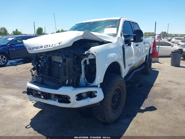 Ford F-250 Platinum 2026 1FT8W2BM0TED14381 Image 2