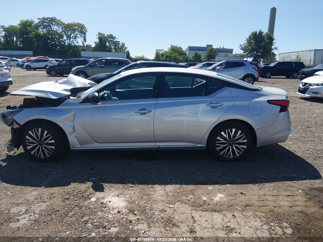1N4BL4DV2SN423073 Nissan Altima Sv Fwd