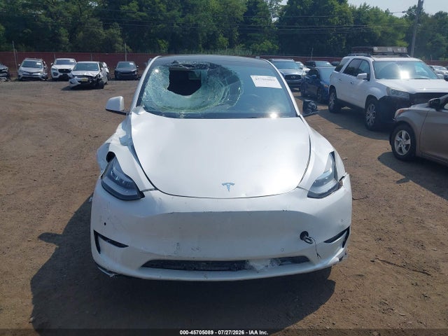 Продаж на аукціоні авто 2022 Tesla Model Y Long Range Dual Motor All-wheel Drive, vin: 7SAYGDEE7NA009992, номер лоту: 45705089