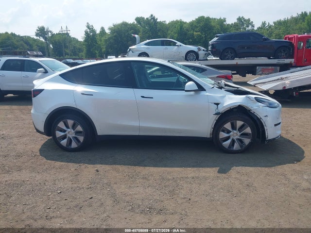 Продаж на аукціоні авто 2022 Tesla Model Y Long Range Dual Motor All-wheel Drive, vin: 7SAYGDEE7NA009992, номер лоту: 45705089