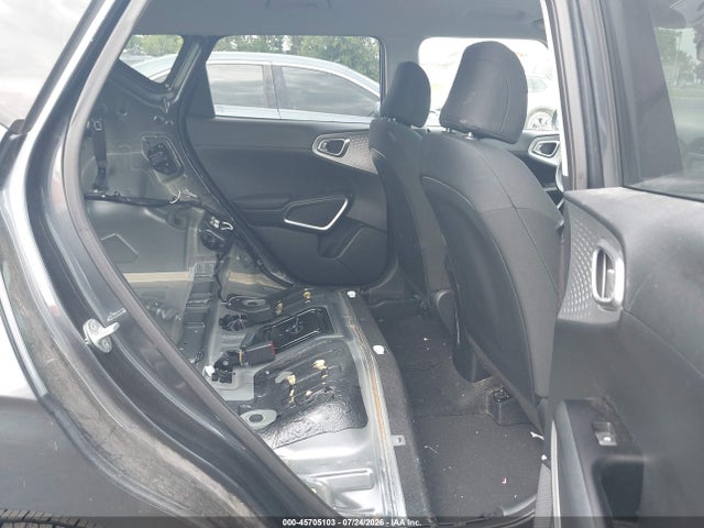 KIA SOUL LX 2022 KNDJ23AU1N7836478 Image 8