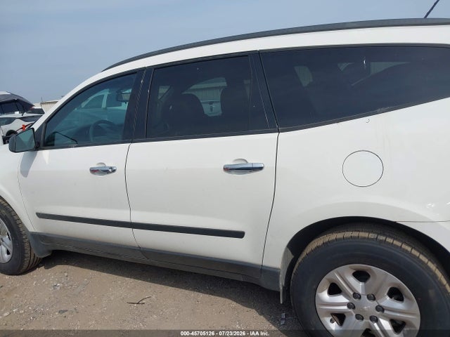1GNKRFKD9FJ211385 Chevrolet Traverse Ls
